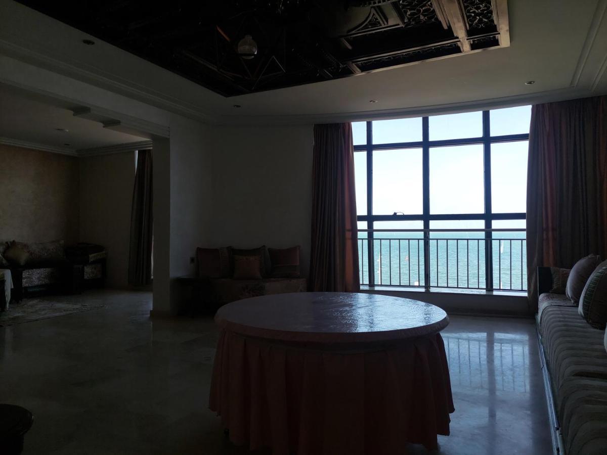 Residence La Corniche Etage 2 Nador Eksteriør bilde